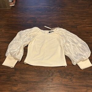 NWT DO+BE Women’s Size Large White Long Sleeve